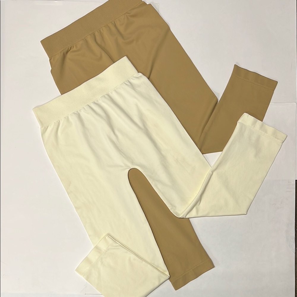 By Together 2 New Capri Leggings Cream and Tan O/S